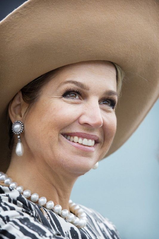 l'inauguration du canal "Maxima"